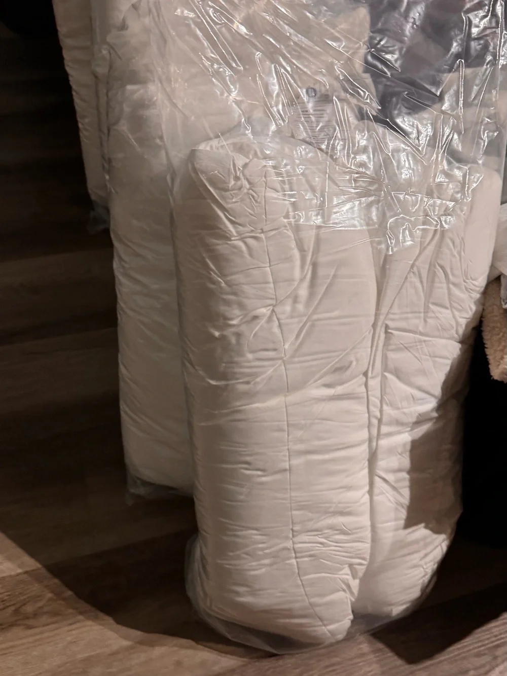 7 throw pillows NEW